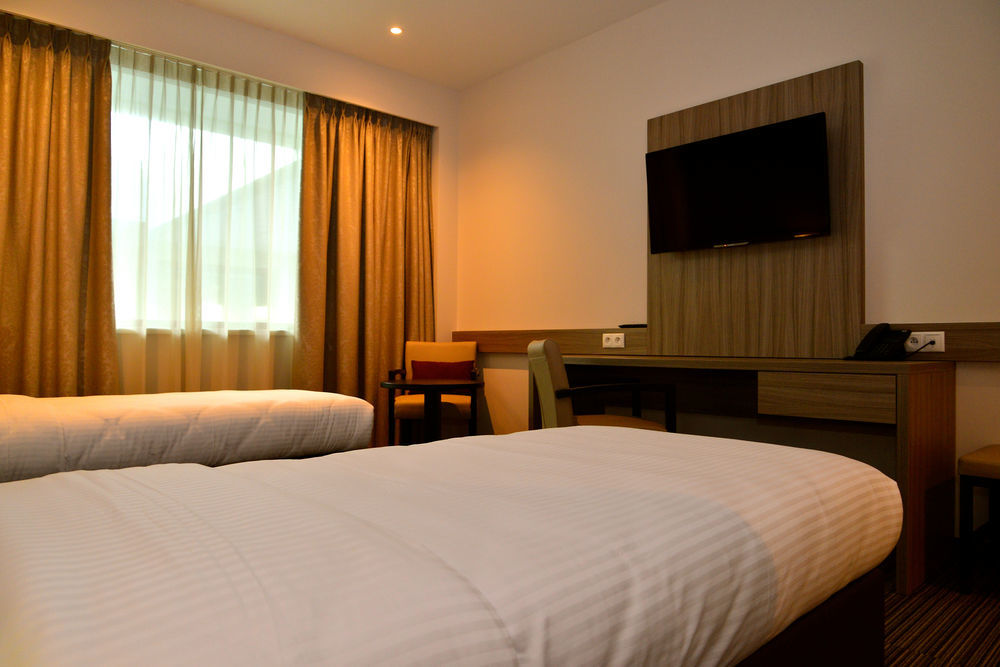 Mezzo Hotel & Business Beringen Extérieur photo